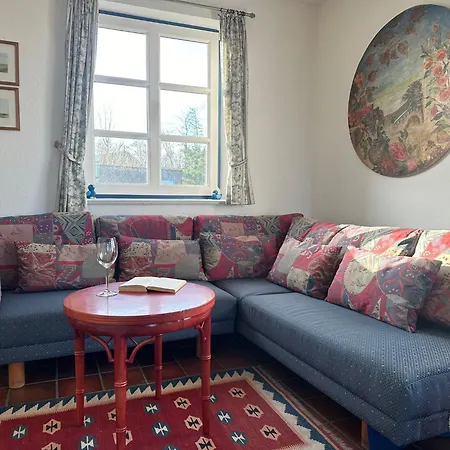 Huus Suennschien Holiday home Bohl