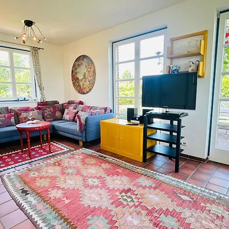 بيت للعطل Huus Suennschien